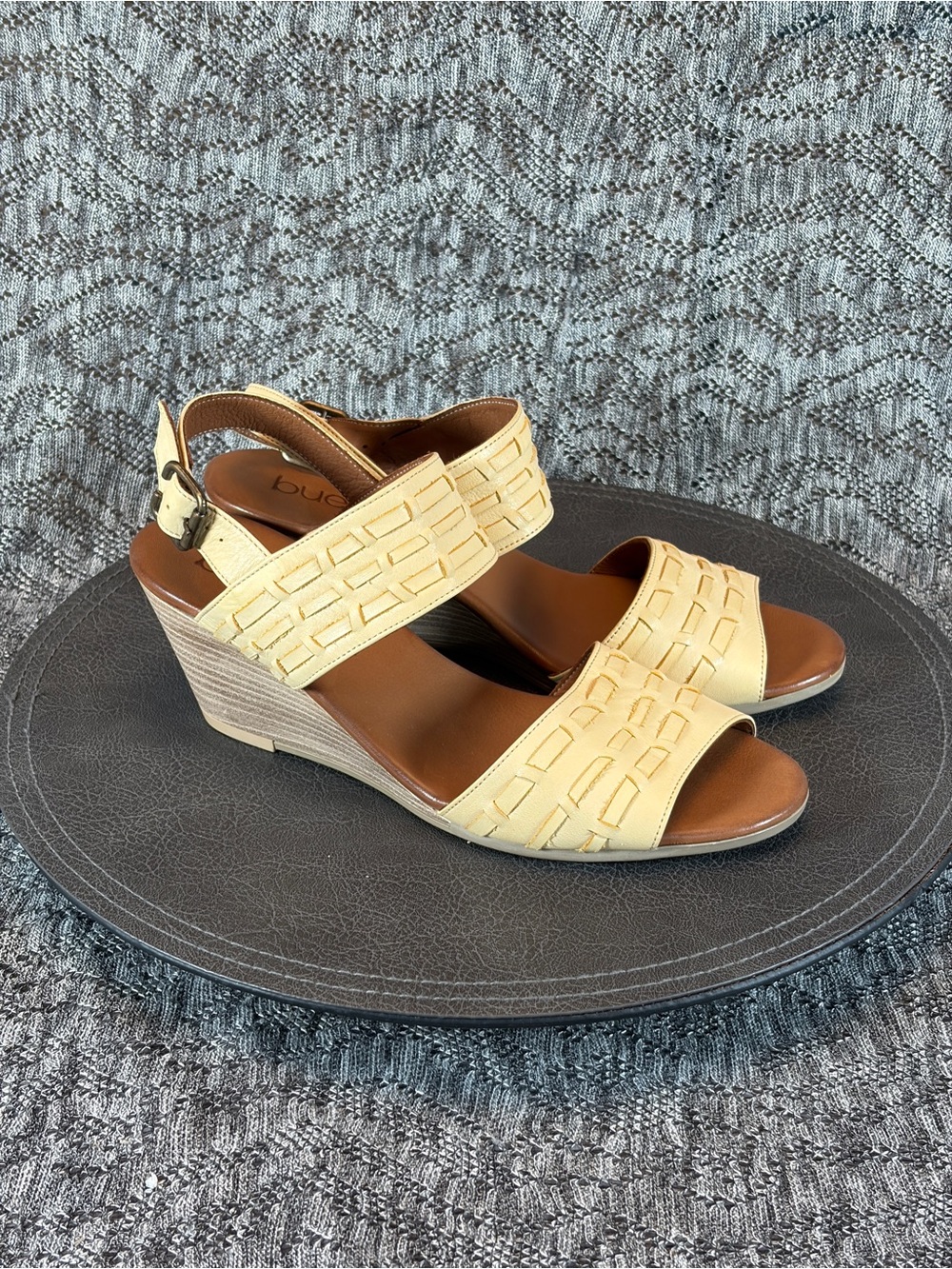 Bueno Misty wedge sandal heel Women's 41